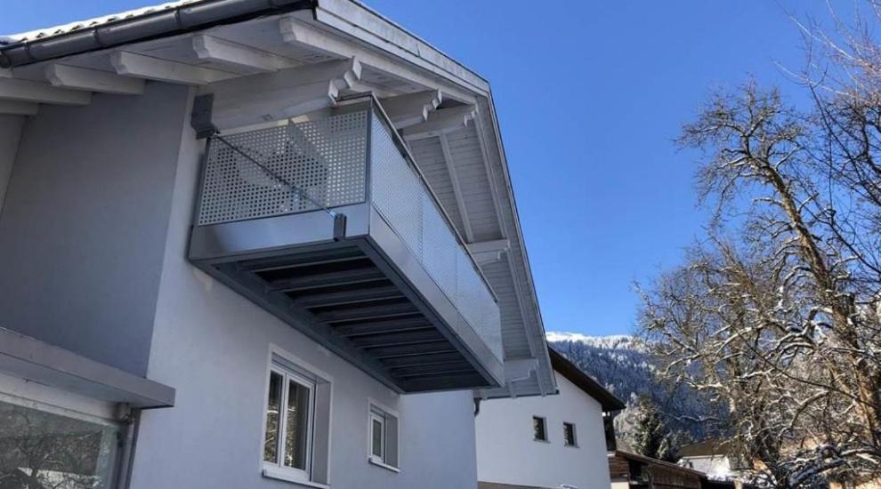 Haus Sahin Apartment Vandans Ngoại thất bức ảnh